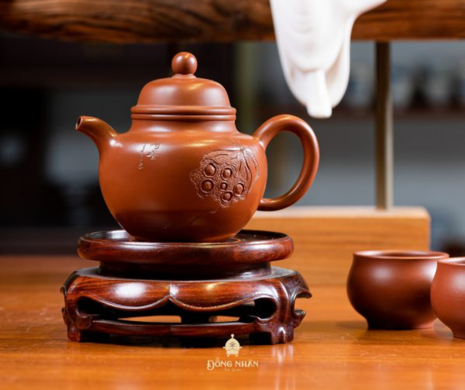 Dáng Ấm Chuyết Cầu